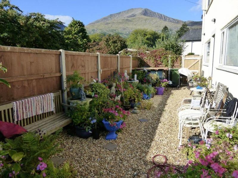 The Coach House Hotel Beddgelert Buitenkant foto
